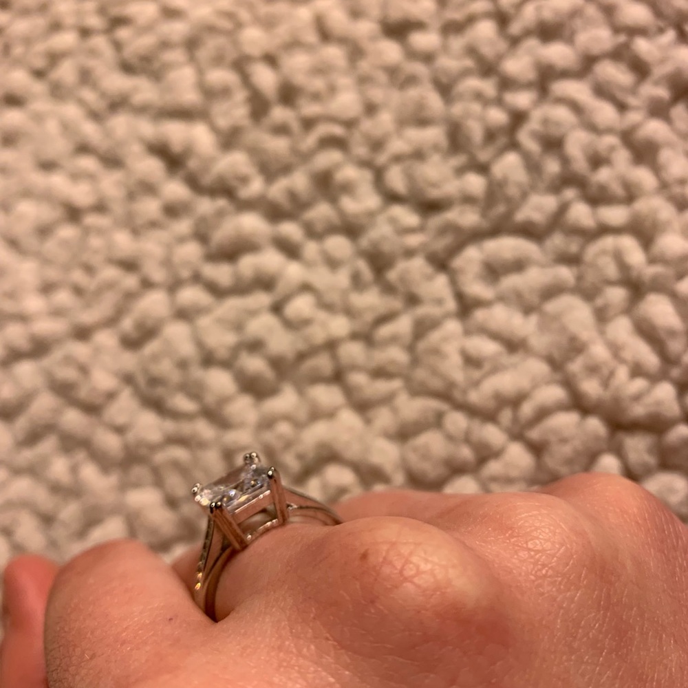 Diamond Ring 💍💎 - Picture 7 of 8